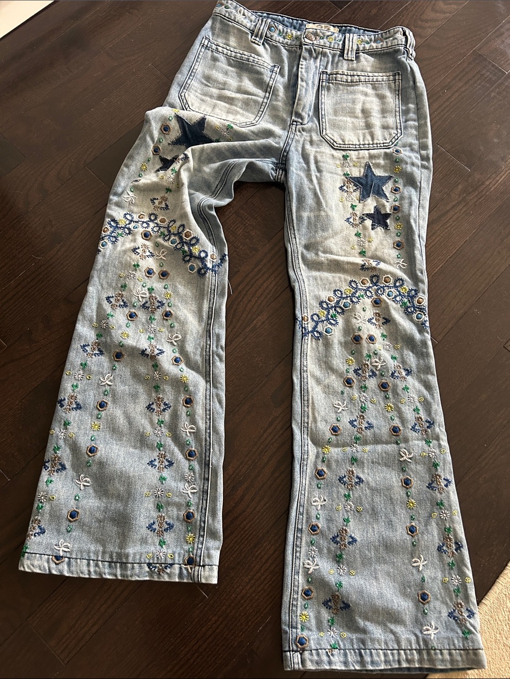 We The Free-Embellished Flare Star Jeans 🌟 - Picture 12 of 15